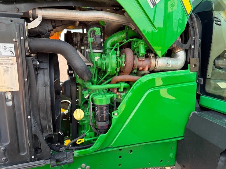 john-deere-6110m-image-30