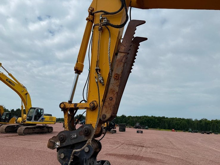 deere-210c-w-image-26