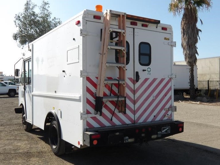2003-workhorse-p42-image-4