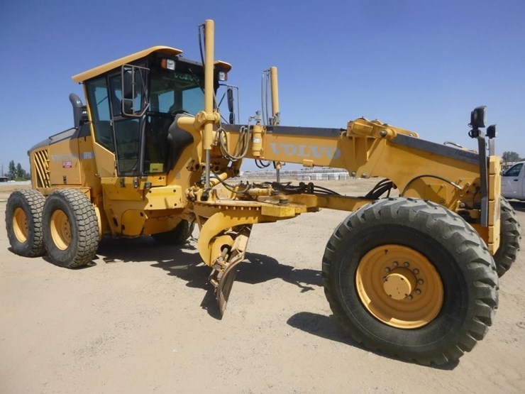2008-volvo-g930-image-3