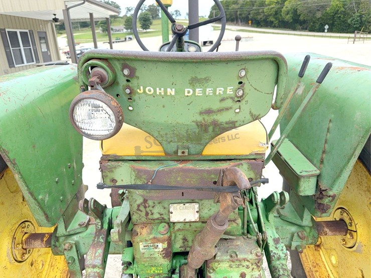 john-deere-630-image-34