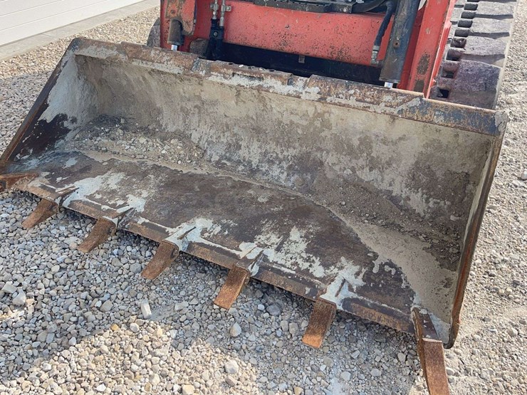 2019-kubota-svl65-2-image-11