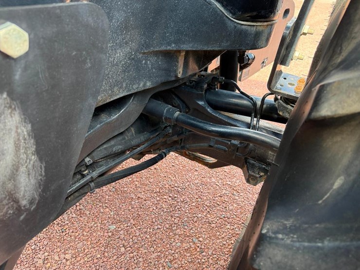 new-holland-t8.320-image-55
