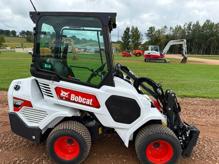 2024-bobcat-l28-image-11