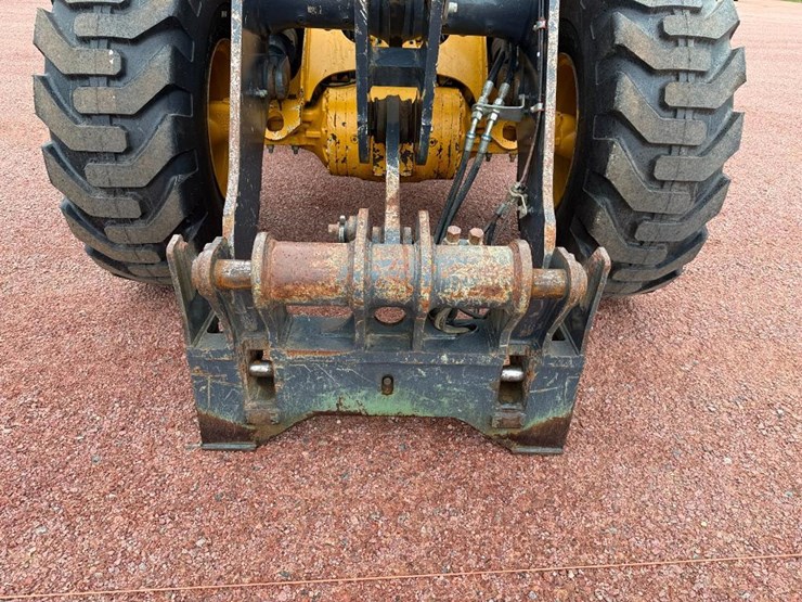 2019-deere-544l-image-50