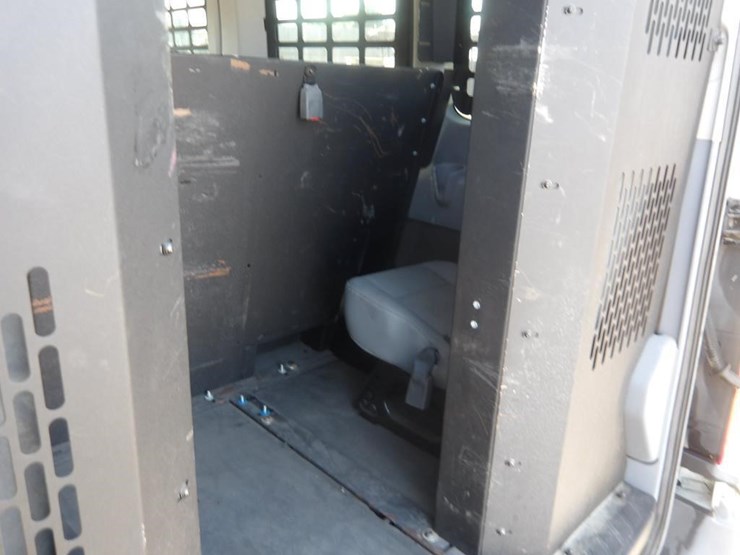 2017-ford-transit-image-21