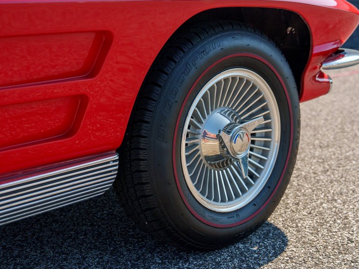 #1032-•-1964-chevrolet-corvette-convertible-image-46