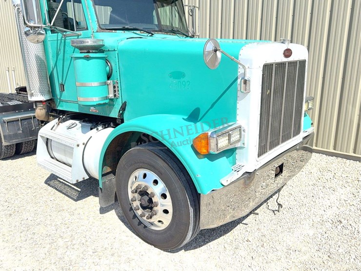 2003-peterbilt-378-image-12