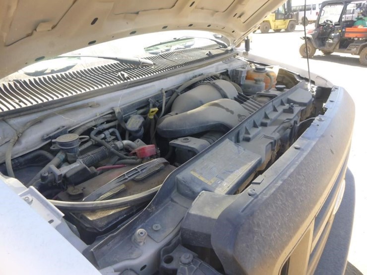 2008-ford-e350-image-25