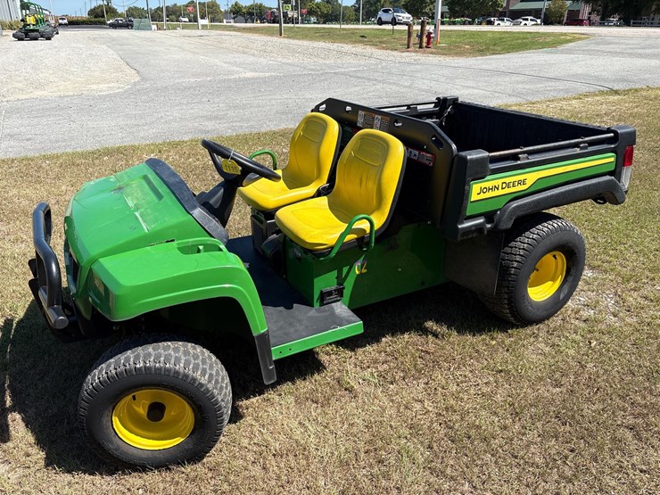 john-deere-gator-image-2