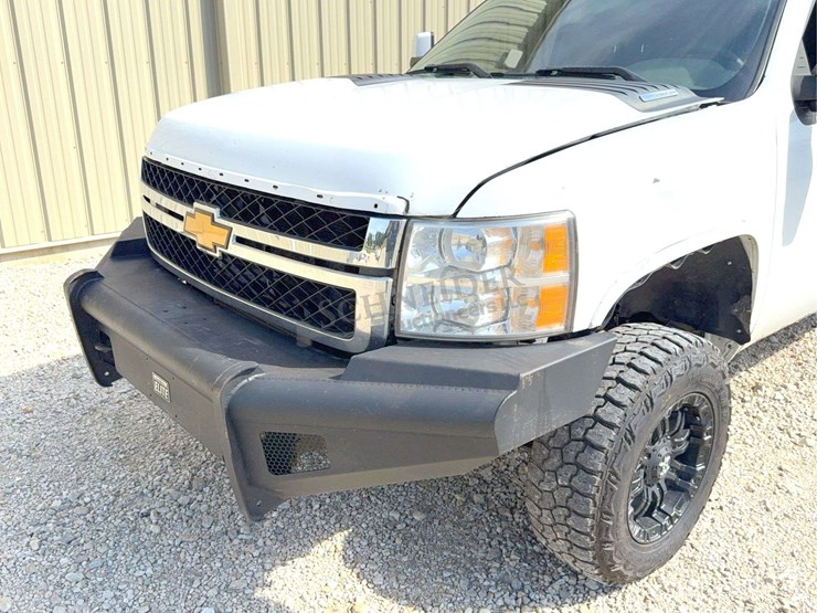 2011-chevrolet-2500hd-image-78