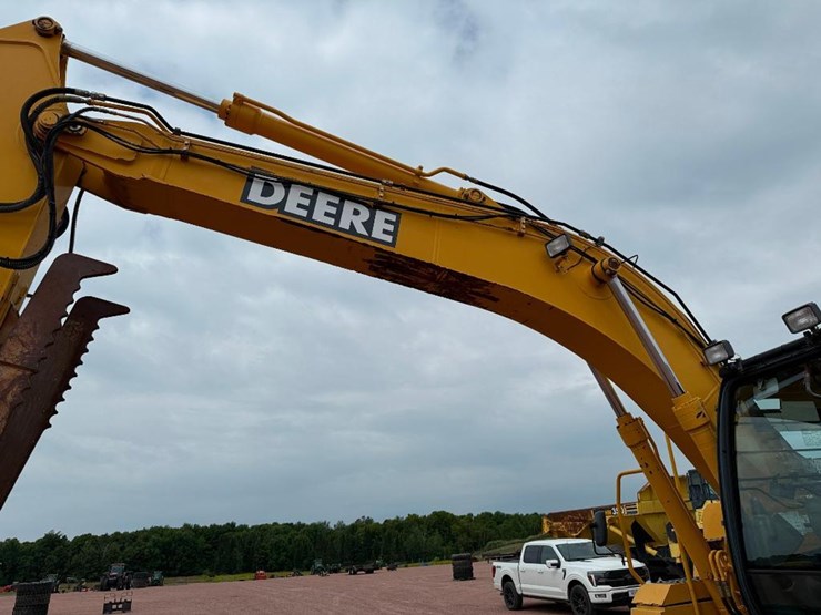 deere-210c-w-image-28