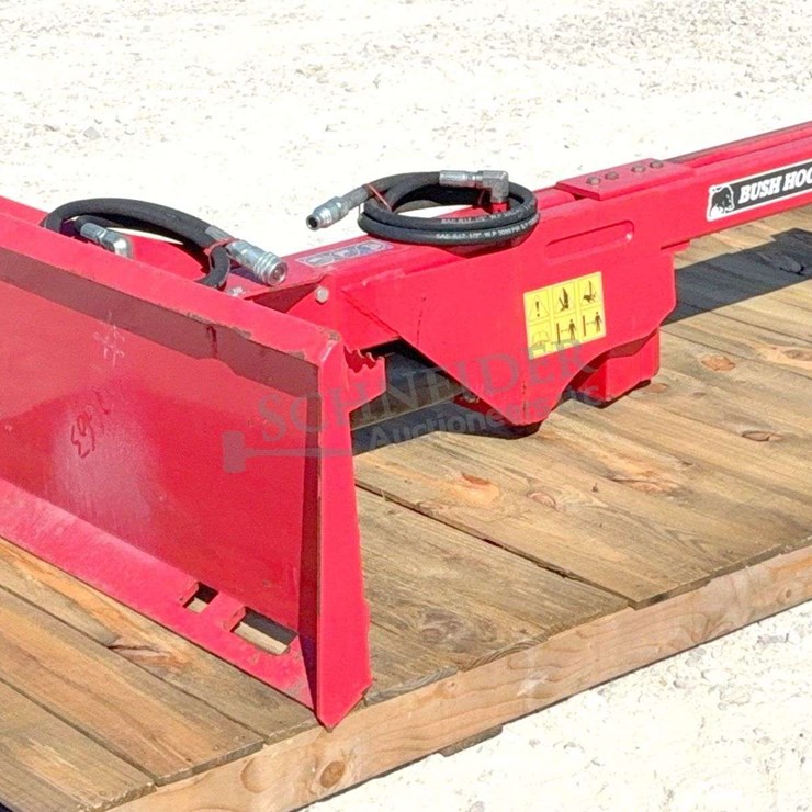 Bush Hog LS2024IS skid steer log splitter