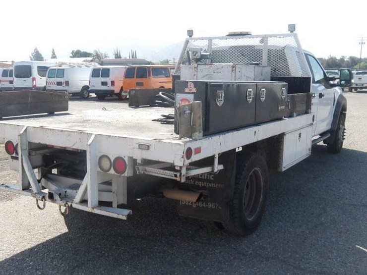 2017-ford-f550-image-3