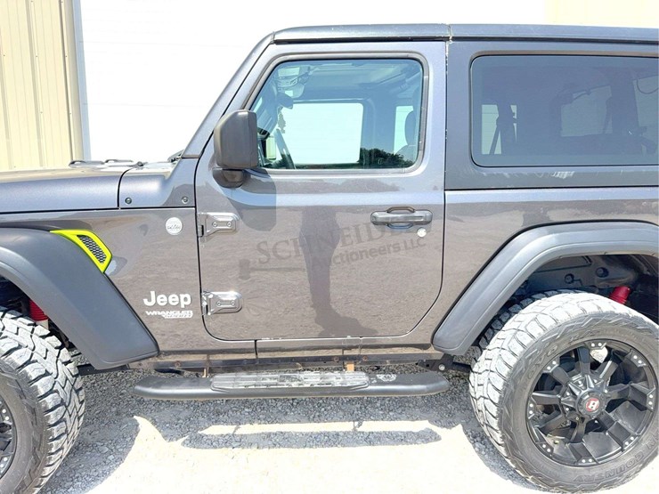 2018-jeep-wrangler-sport-image-61