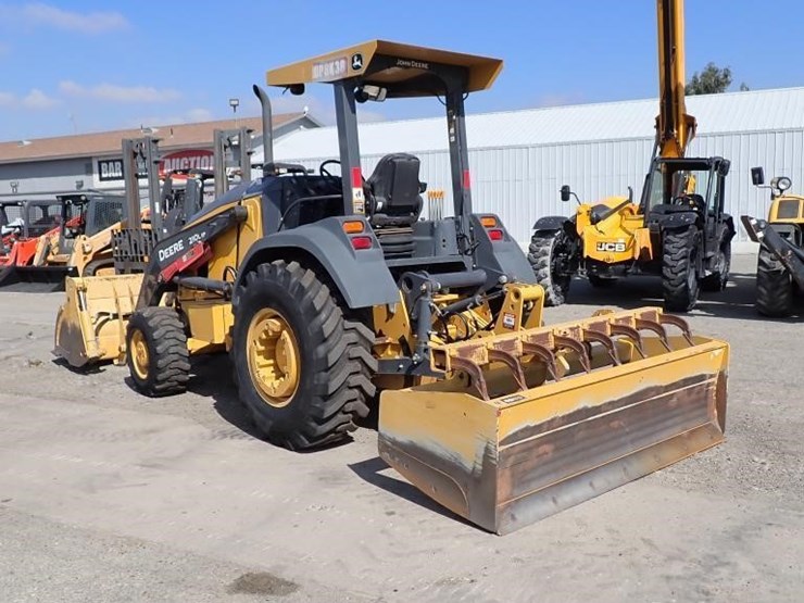 2019-deere-210lep-image-4