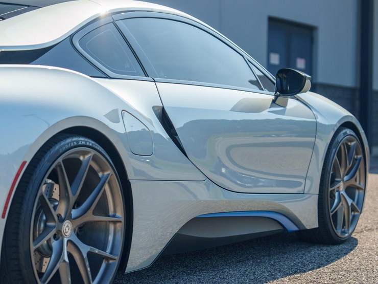 #1064-•-2015-bmw-i-8-image-51