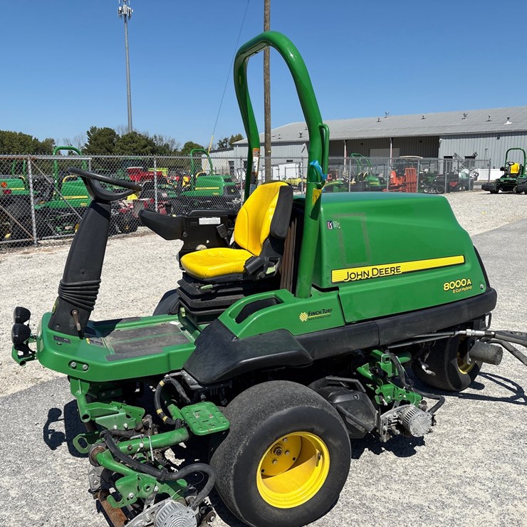 JOHN DEERE 8000A