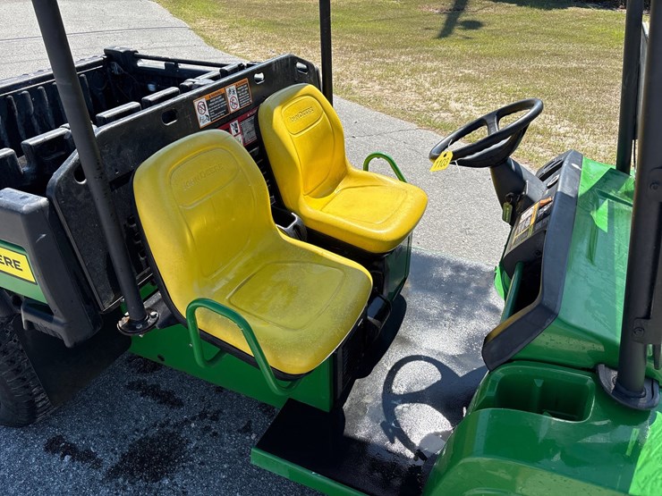 john-deere-gator-image-8