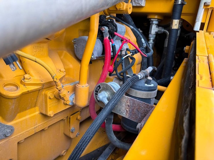 deere-644k-image-44