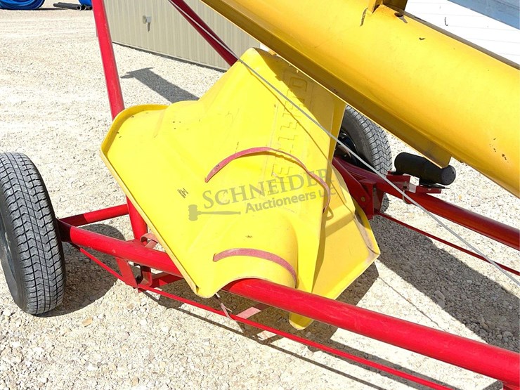 2017-westfield-wr100-31-transport-auger-image-11