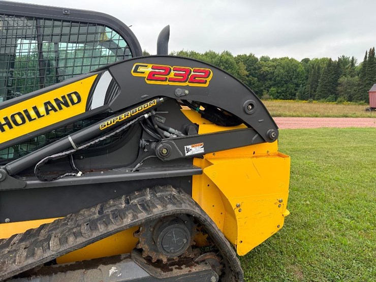 new-holland-c232-image-12