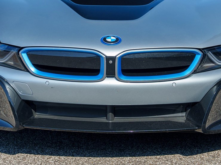 #1064-•-2015-bmw-i-8-image-30