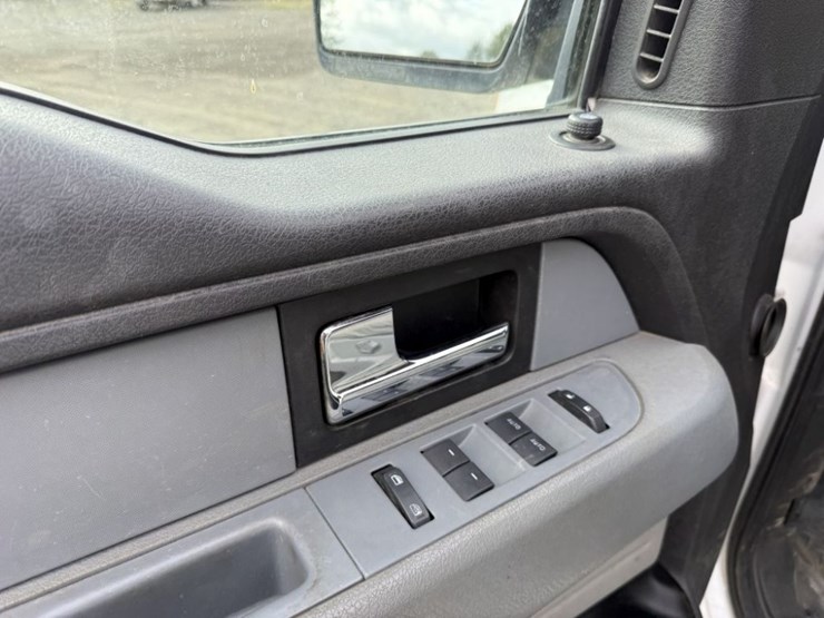 2012-ford-f150-image-18