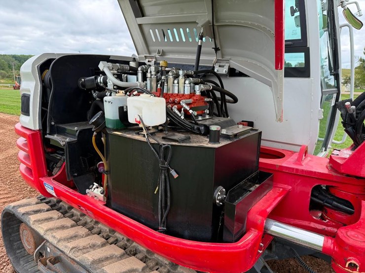 takeuchi-tb290-image-31
