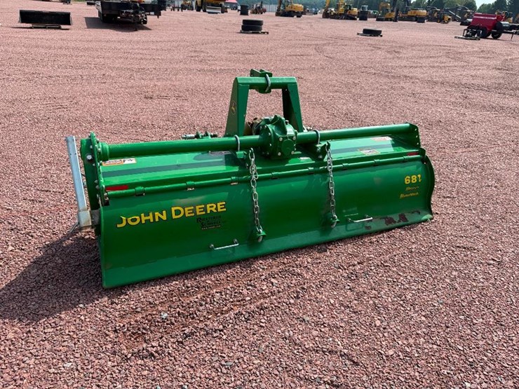 john-deere-681-image-4
