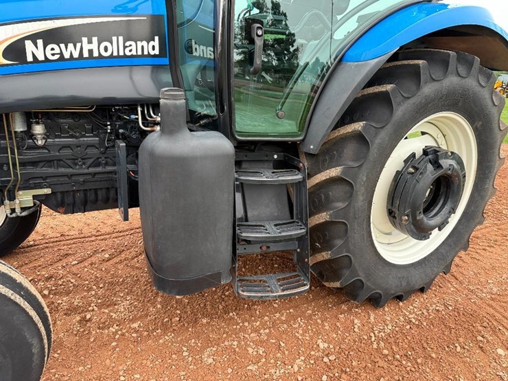 new-holland-ts130a-image-13