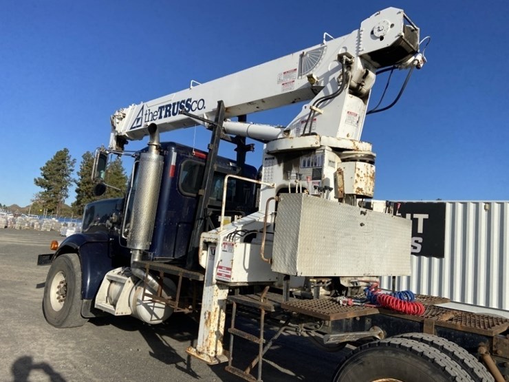 2005-peterbilt-357-image-22