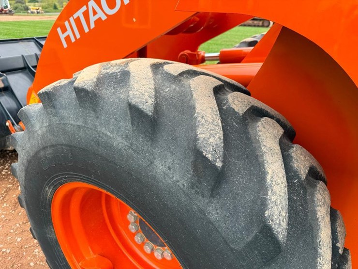 hitachi-zw100-6-image-8
