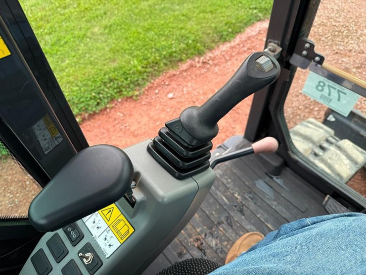 bobcat-e85-image-53