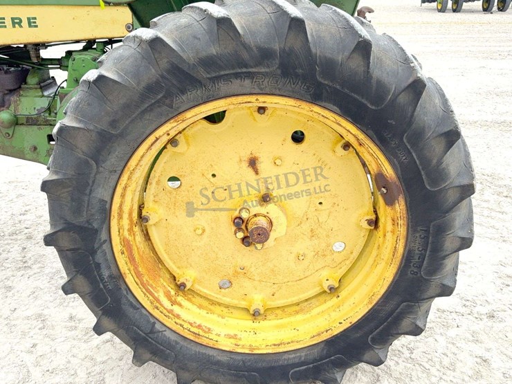 john-deere-630-image-40