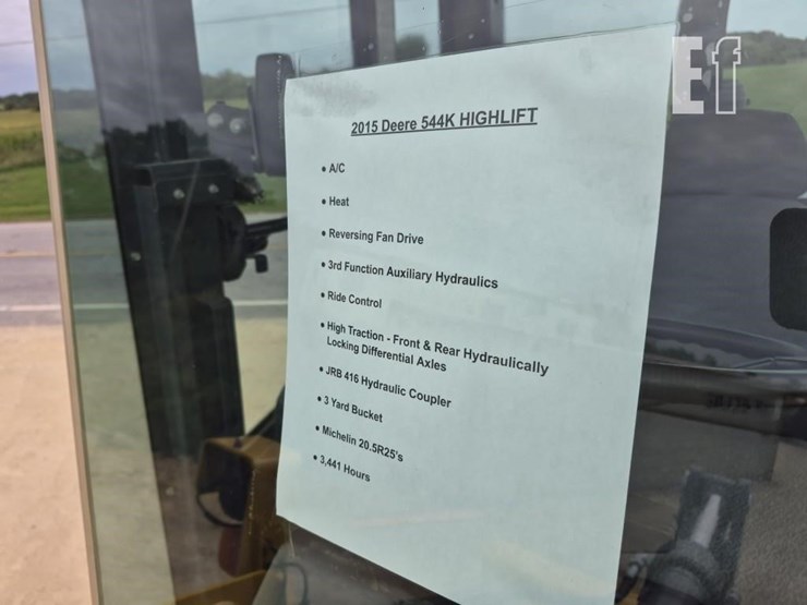 2015-deere-544k-image-22