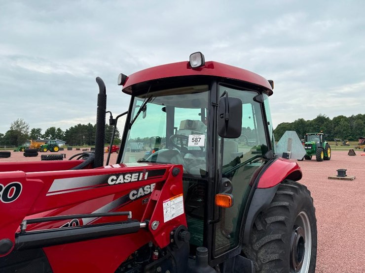 case-ih-farmall-70-image-19