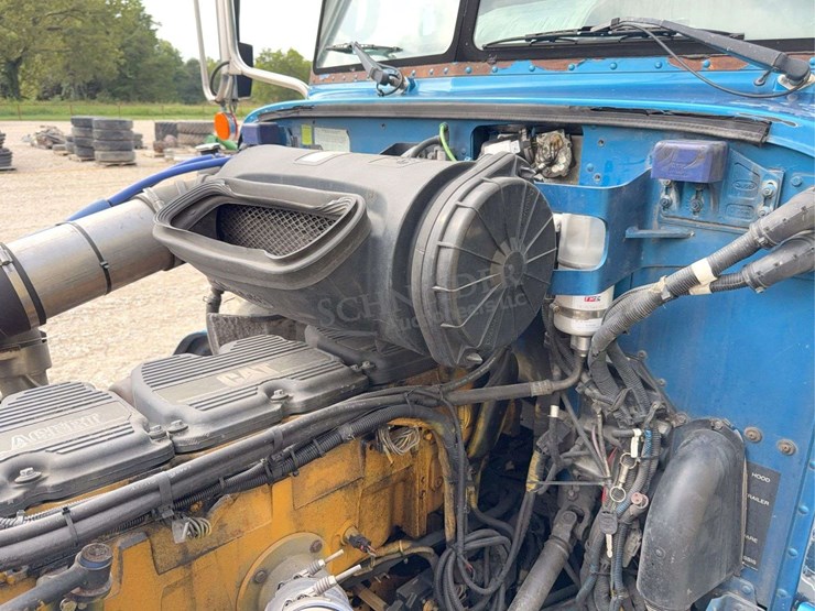 2007-peterbilt-386-image-39