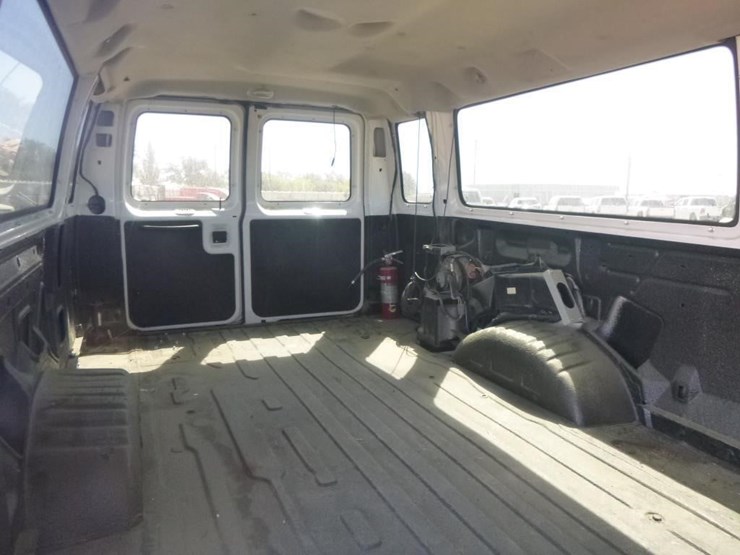 2008-ford-e350-image-18