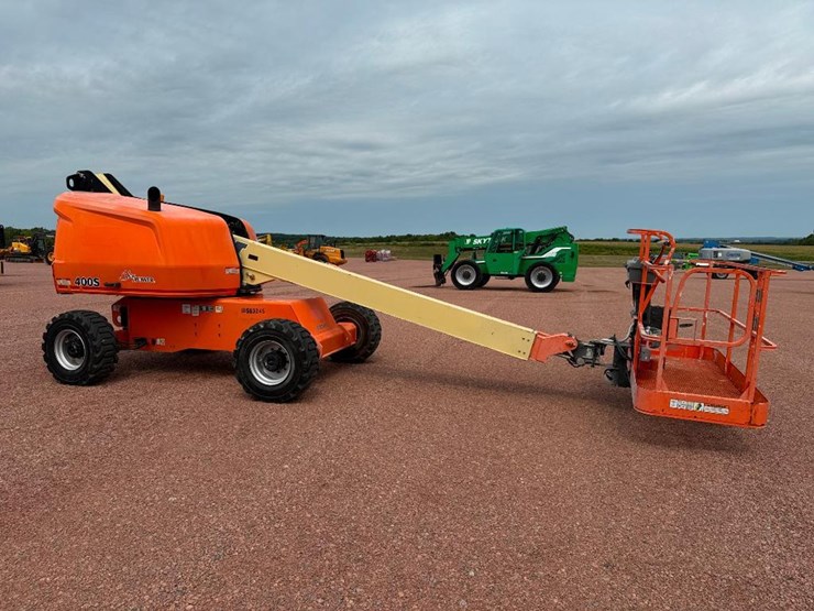 jlg-400s-image-2