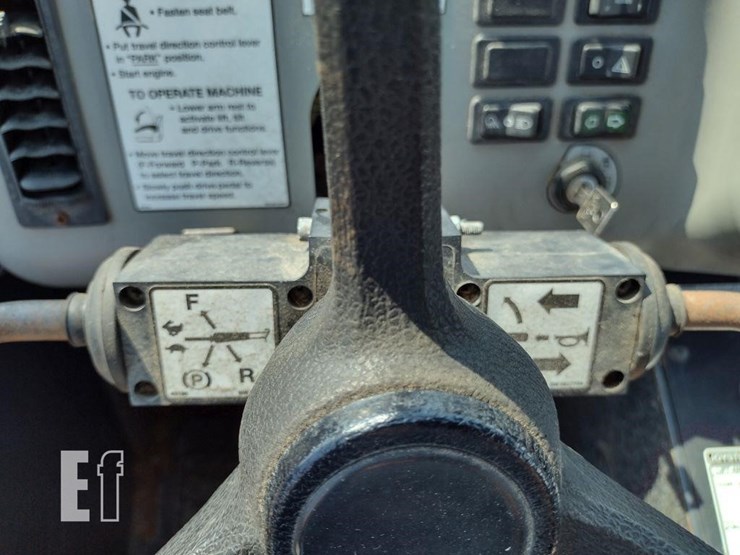 2021-bobcat-toolcat-5600-image-9
