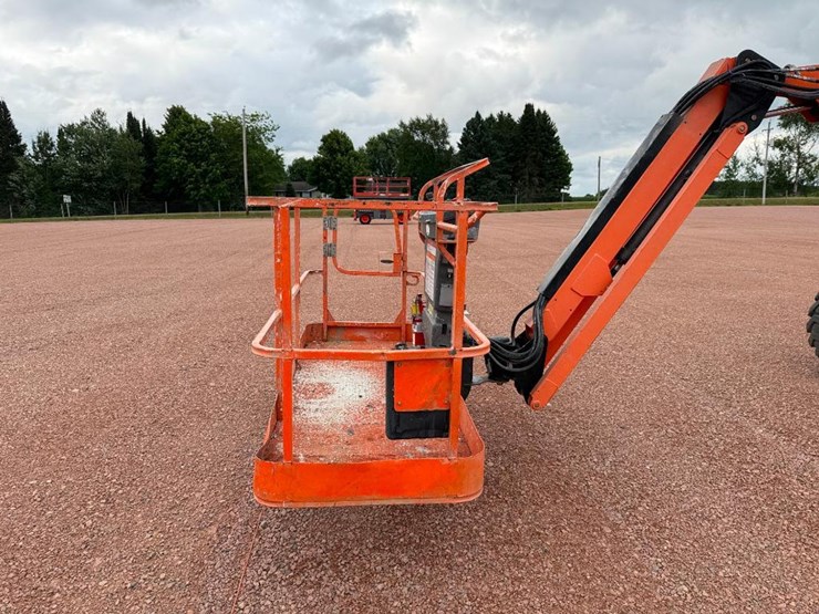 jlg-600aj-image-34
