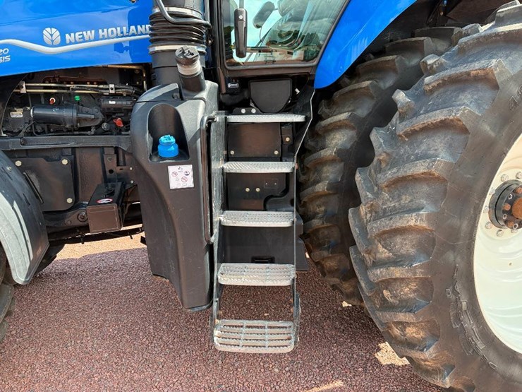 new-holland-t8.320-image-20