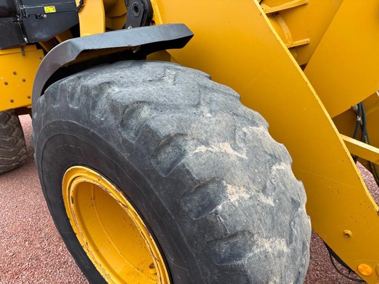 caterpillar-926m-image-9