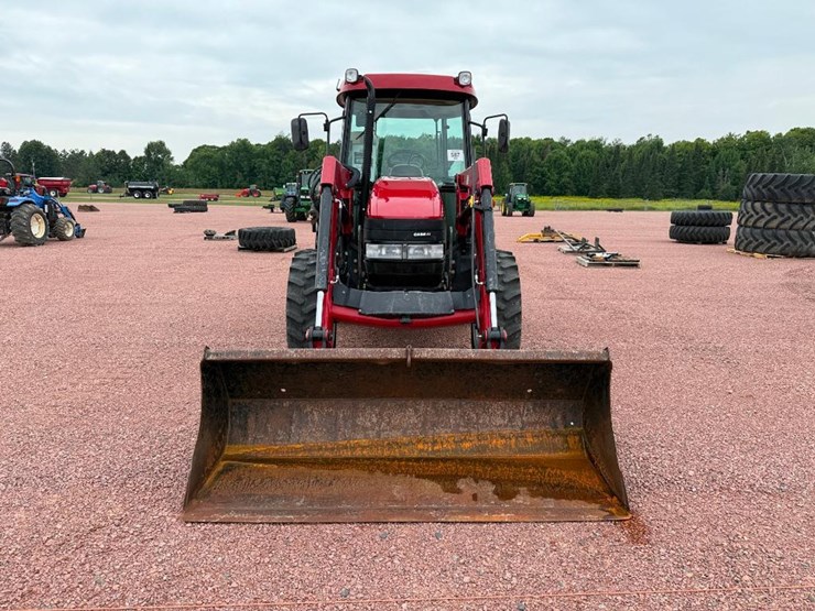 case-ih-farmall-70-image-2