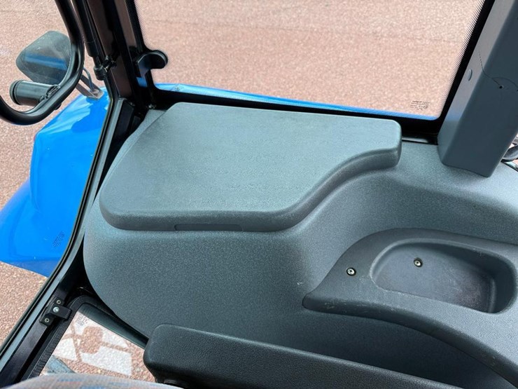 new-holland-ts110-image-67