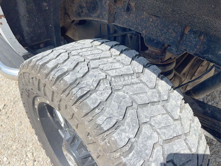2015-chevrolet-2500hd-image-68