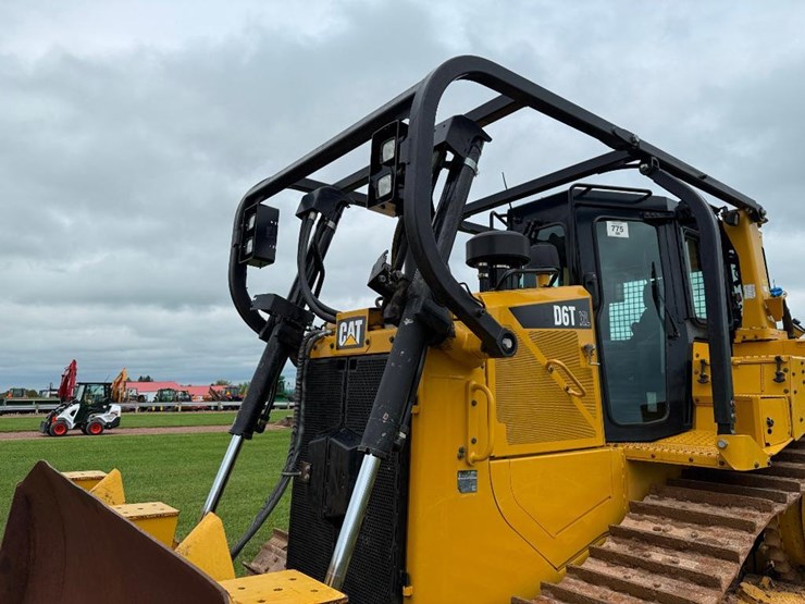 caterpillar-d6t-xl-image-45