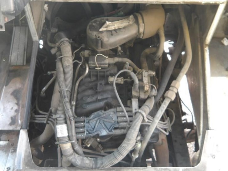 2002-workhorse-p42-image-13
