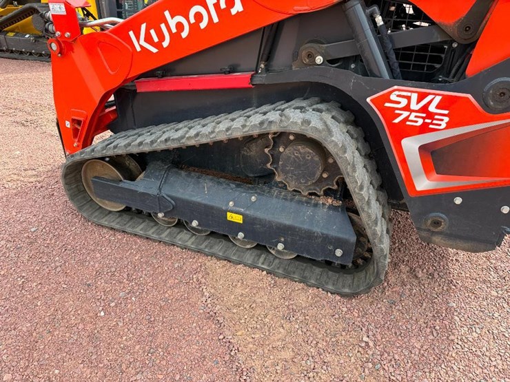 2024-kubota-svl75-3-image-8